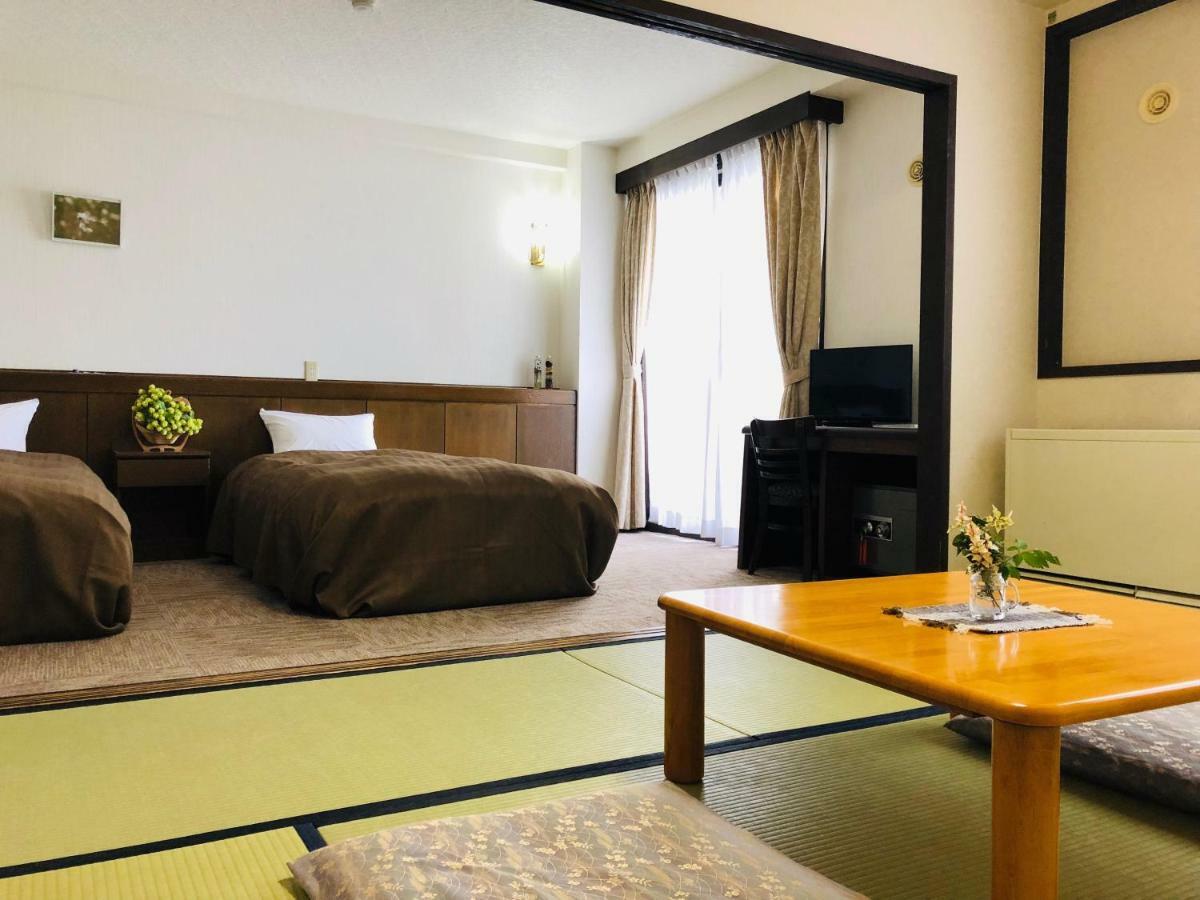 Hotel Belle-Cour Inomata Otari Buitenkant foto